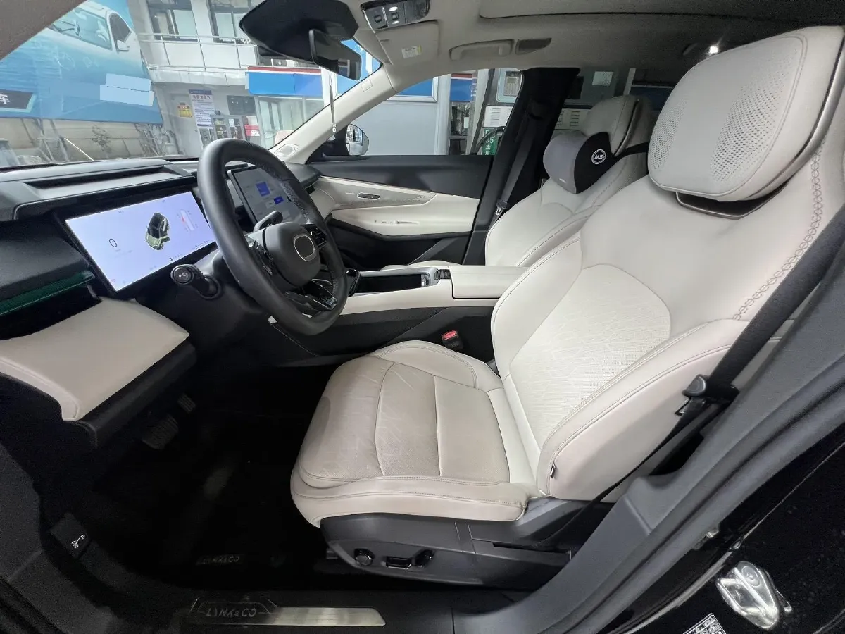 2025 LYNK&CO 08 EM-P 1.5T 163HP L4 3DHT PHEV 39.6KWH,autocango,china used car exporter,china ev exporter,chinese used car exporter,chinese used ev exporter