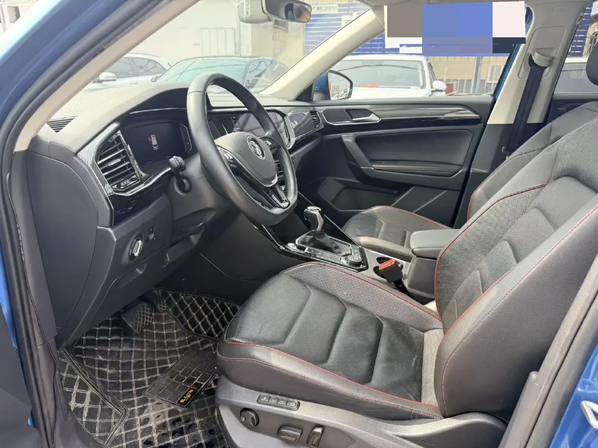 2019 Jeep Cherokee 2.0T 265HP L4 9AT,autocango,china used car exporter,china ev exporter,chinese used car exporter,chinese used ev exporter