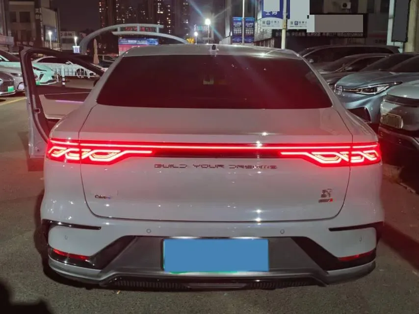 2025 BYD Han 1.5T 156HP L4 E-CVT PHEV,autocango,china used car exporter,china ev exporter,chinese used car exporter,chinese used ev exporter