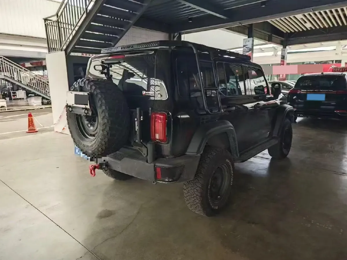 2024 Tank 300 2.0T 227HP L4 8AT,autocango,china used car exporter,china ev exporter,chinese used car exporter,chinese used ev exporter