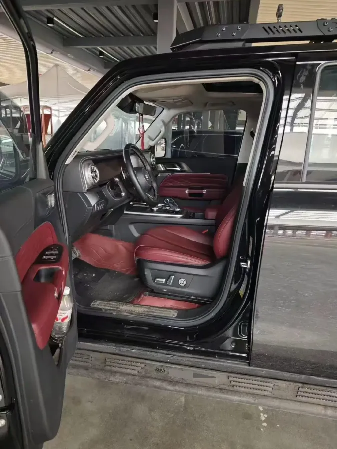 2024 Tank 300 2.0T 227HP L4 8AT,autocango,china used car exporter,china ev exporter,chinese used car exporter,chinese used ev exporter