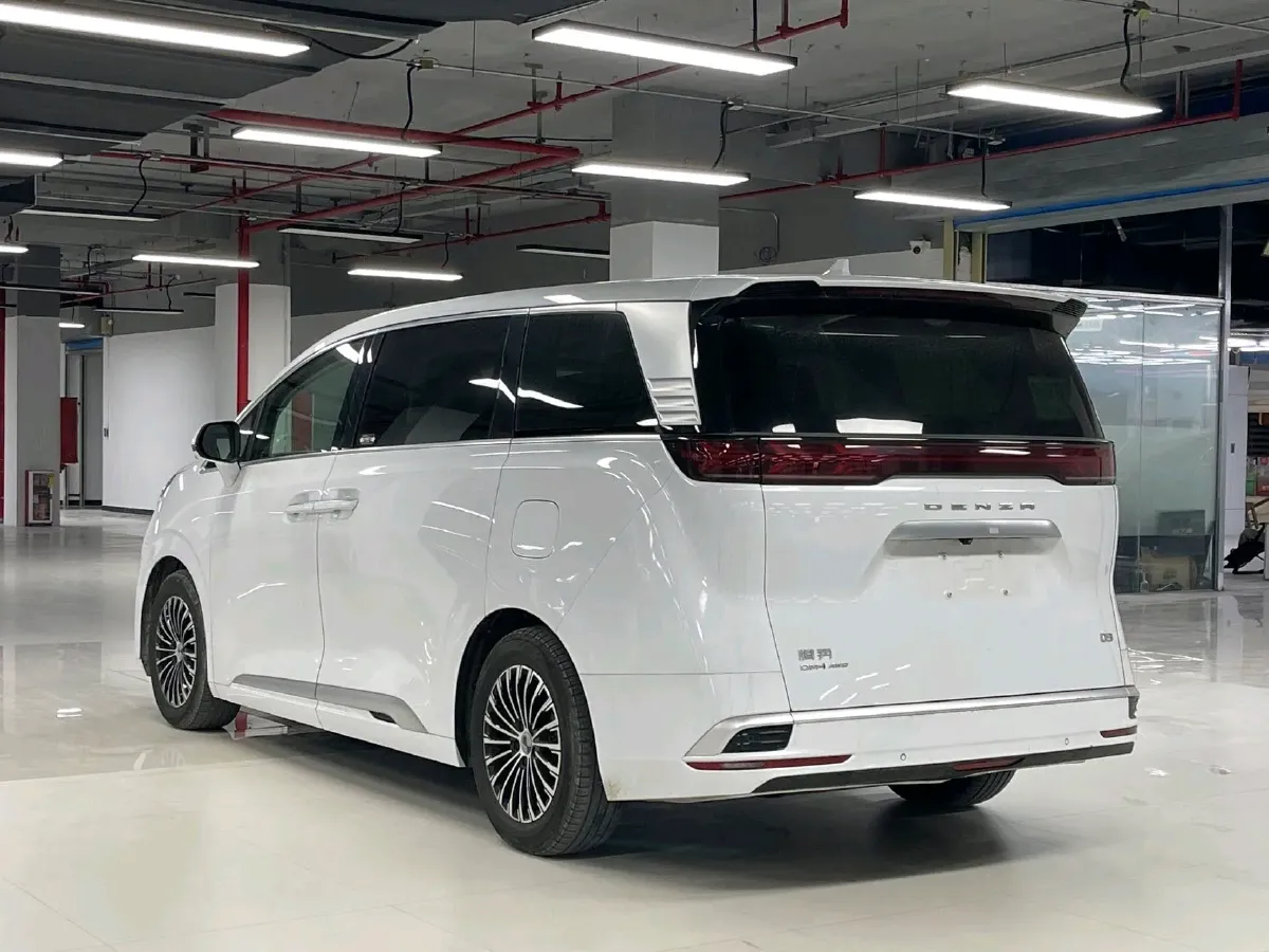 2022 Mercedes-Benz GLC Class 2.0T 197HP L4 9AT,autocango,china used car exporter,china ev exporter,chinese used car exporter,chinese used ev exporter