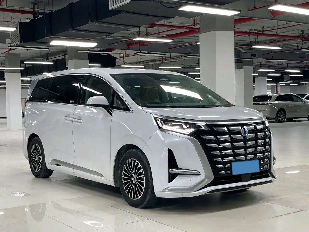 2022 Mercedes-Benz GLC Class 2.0T 197HP L4 9AT,autocango,china used car exporter,china ev exporter,chinese used car exporter,chinese used ev exporter