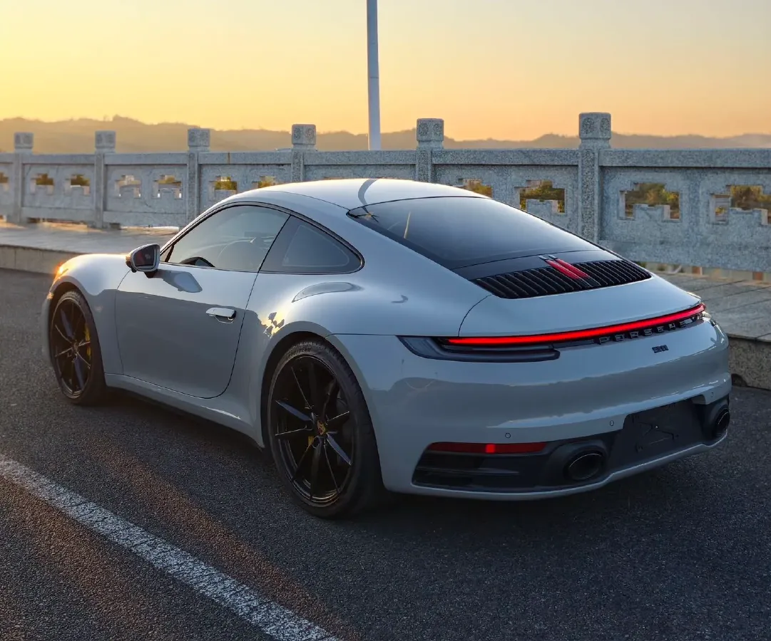 2023 Porsche 911 3.0T 385HP H6 8DCT,autocango,china used car exporter,china ev exporter,chinese used car exporter,chinese used ev exporter