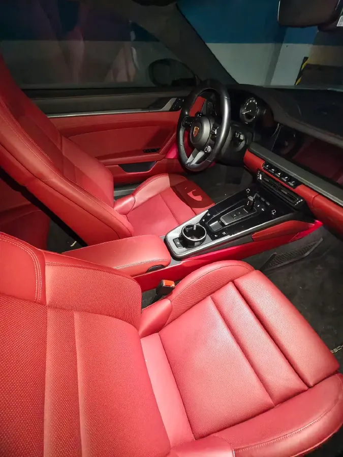 2023 Porsche 911 3.0T 385HP H6 8DCT,autocango,china used car exporter,china ev exporter,chinese used car exporter,chinese used ev exporter