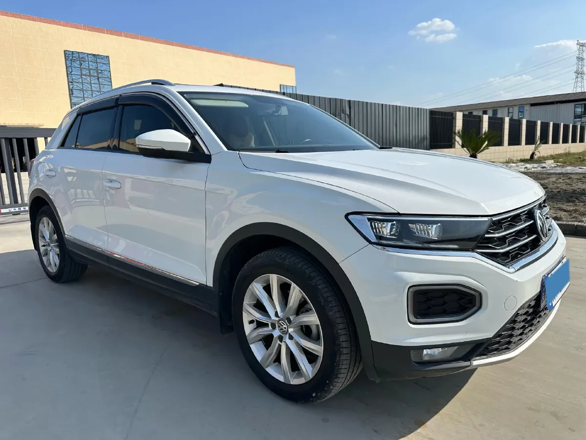 2019 Volkswagen T-Roc 1.4T 131HP L4 7DCT,autocango,china used car exporter,china ev exporter,chinese used car exporter,chinese used ev exporter
