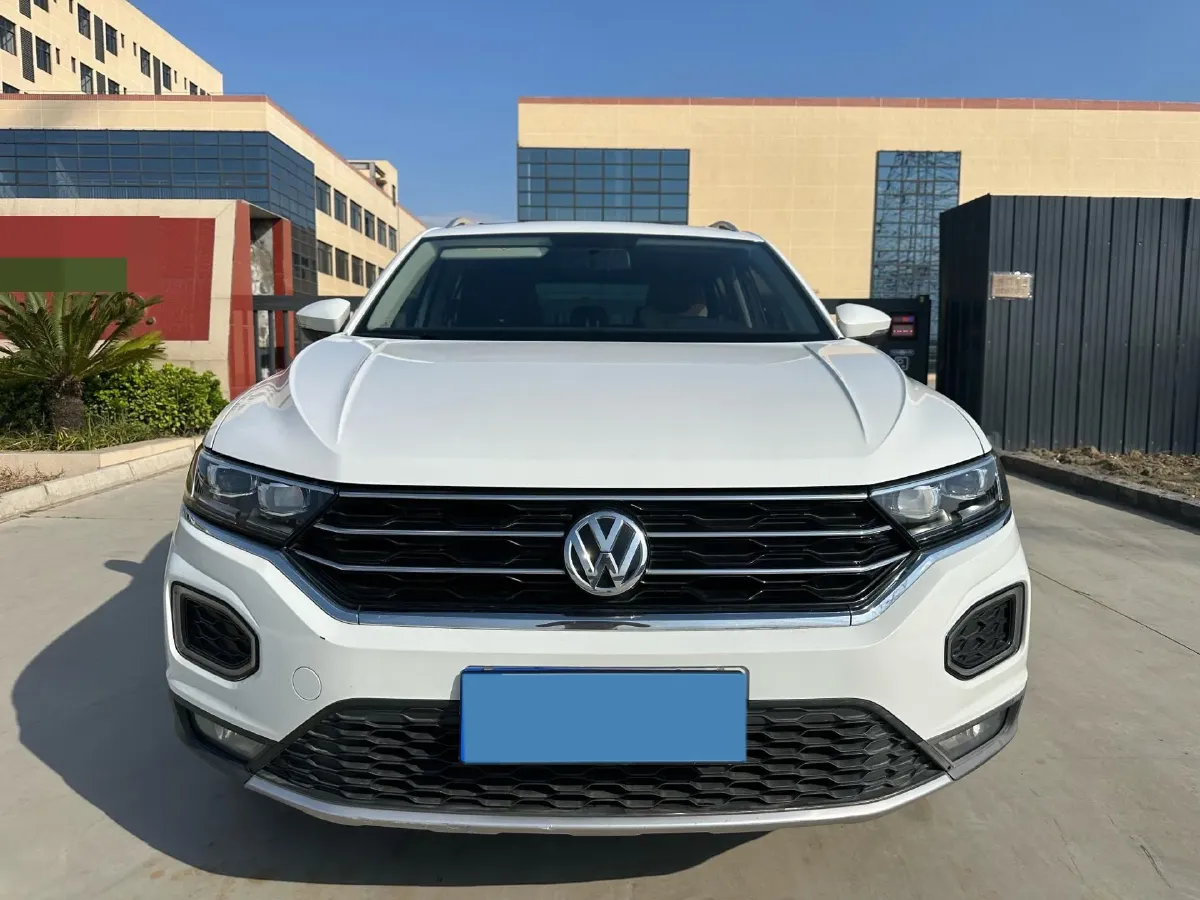2019 Volkswagen T-Roc 1.4T 131HP L4 7DCT,autocango,china used car exporter,china ev exporter,chinese used car exporter,chinese used ev exporter