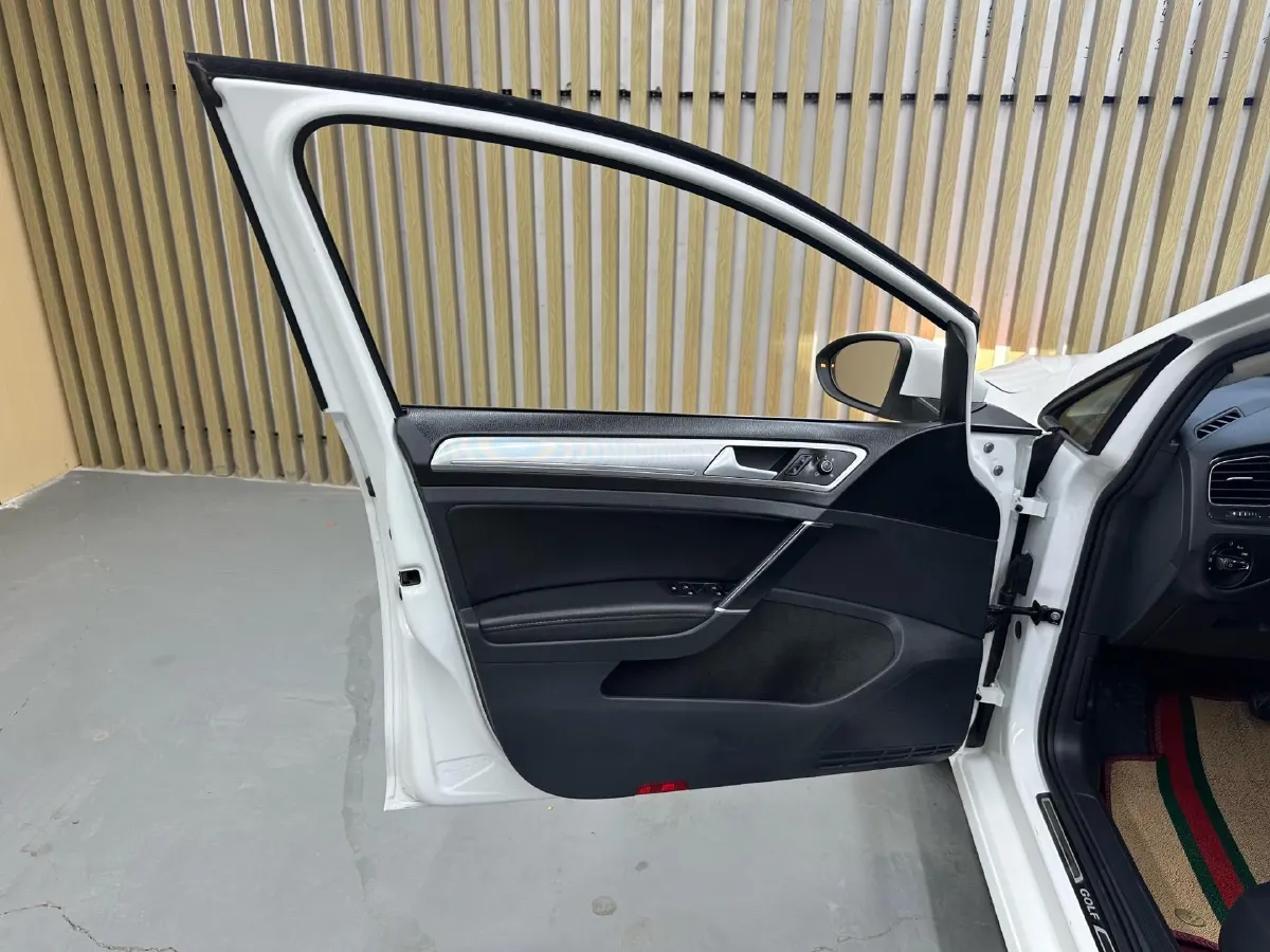 2018 Volkswagen Golf 1.4T 131HP L4 7DCT,autocango,china used car exporter,china ev exporter,chinese used car exporter,chinese used ev exporter