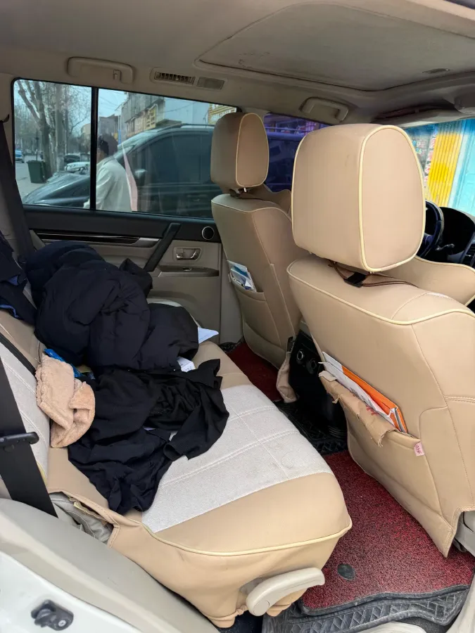 2018 Mitsubishi Pajero 3.0L 174HP V6 5AT,autocango,china used car exporter,china ev exporter,chinese used car exporter,chinese used ev exporter