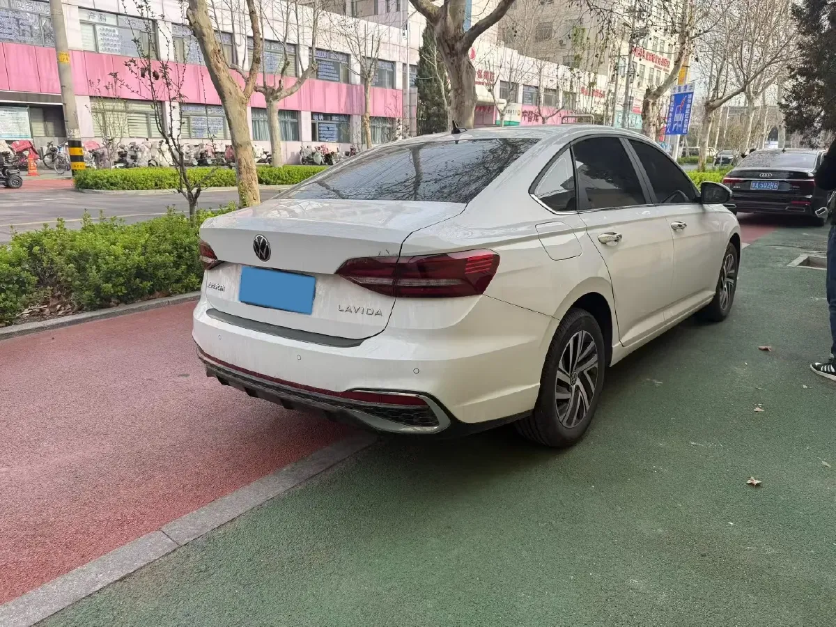 2024 Volkswagen Lavida 1.5L 110HP L4 6AT,autocango,china used car exporter,china ev exporter,chinese used car exporter,chinese used ev exporter