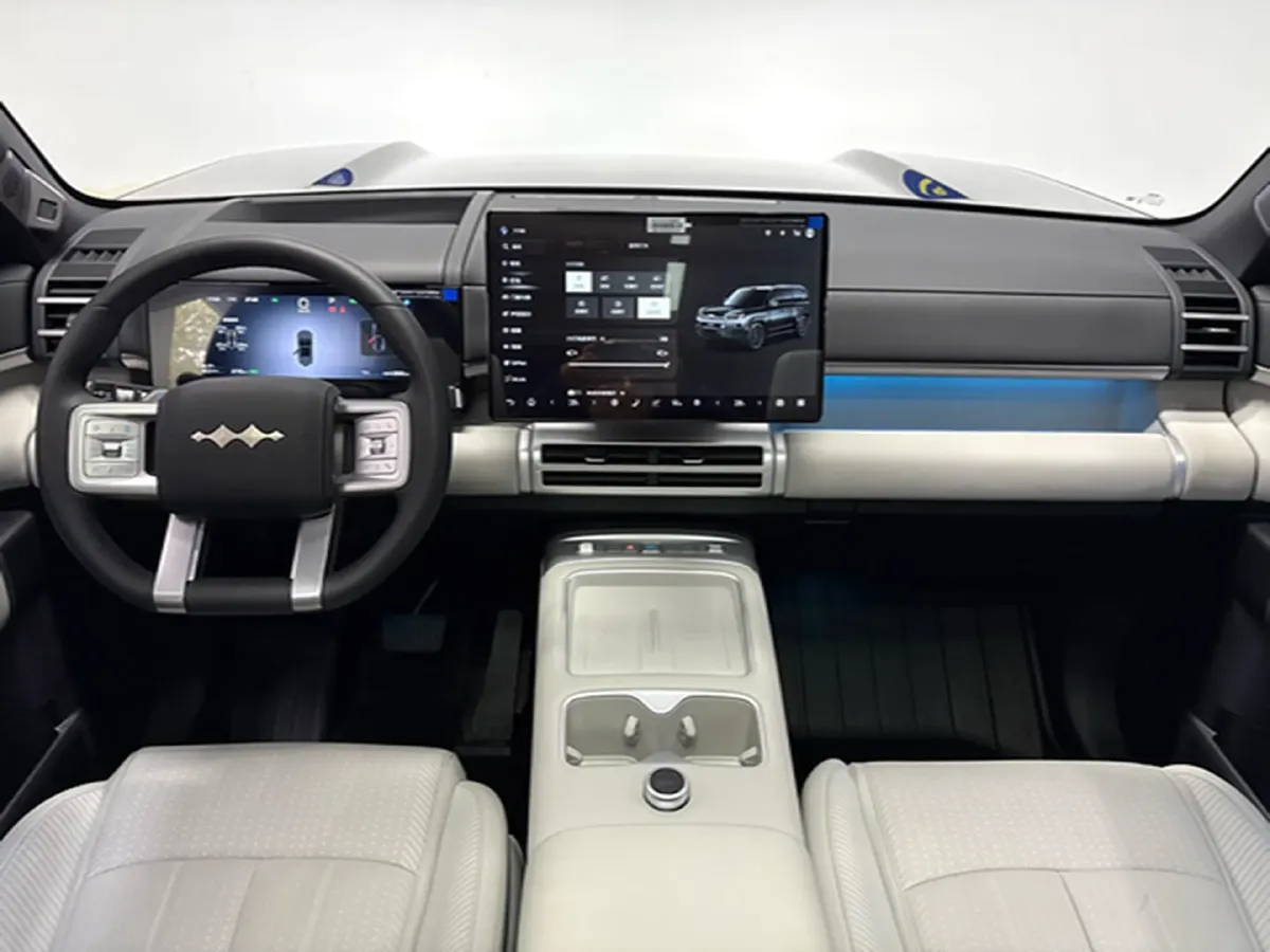 2025 FangChengBao Tai 7 1.5T 156HP L4 E-CVT PHEV,autocango,china used car exporter,china ev exporter,chinese used car exporter,chinese used ev exporter