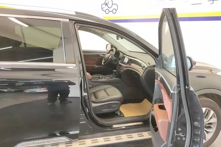 2017 GAC Trumpchi GS8 2.0T 201HP L4 6AT,autocango,china used car exporter,china ev exporter,chinese used car exporter,chinese used ev exporter