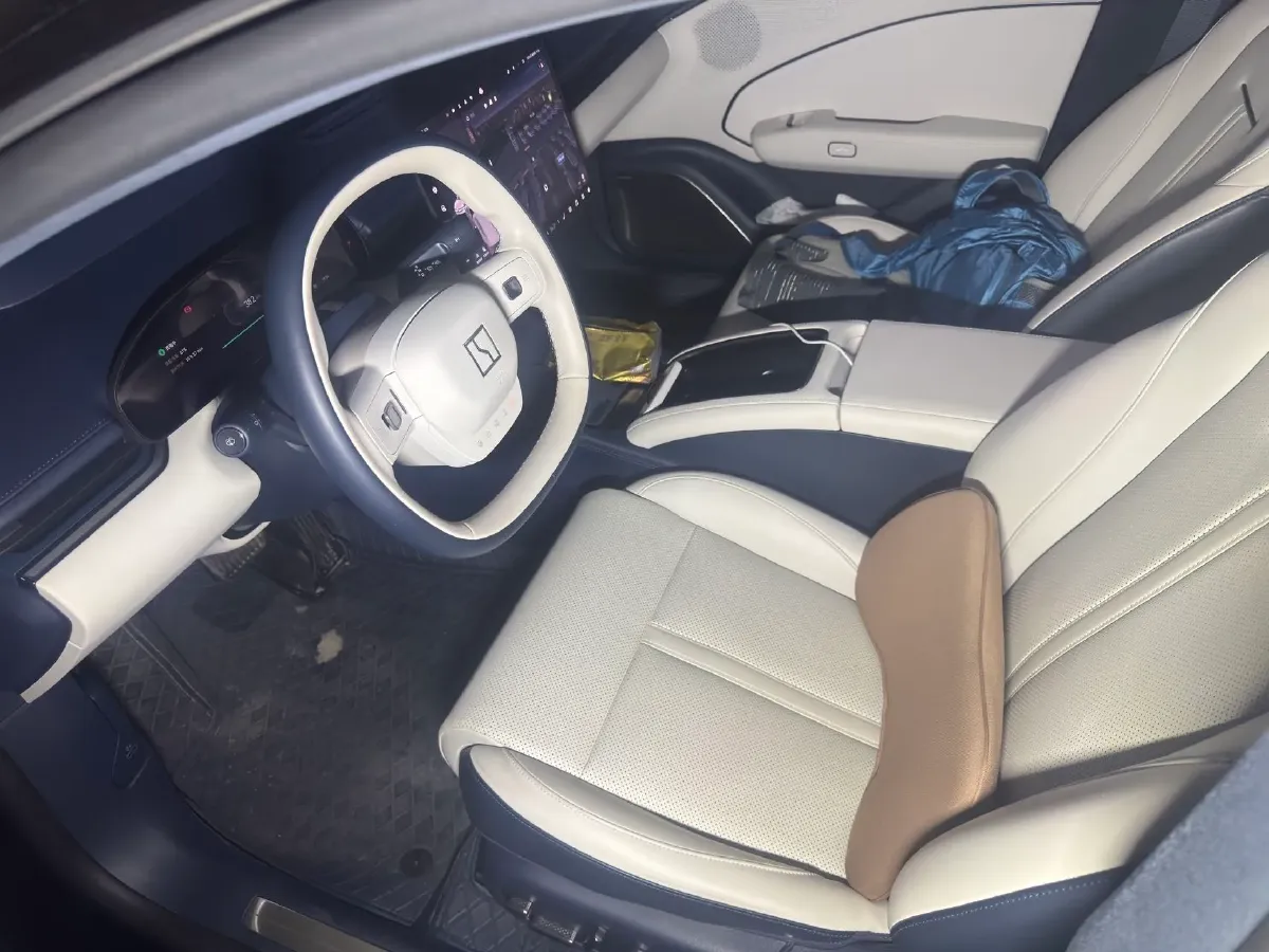 2024 Zeekr 007 BEV 75KWH,autocango,china used car exporter,china ev exporter,chinese used car exporter,chinese used ev exporter