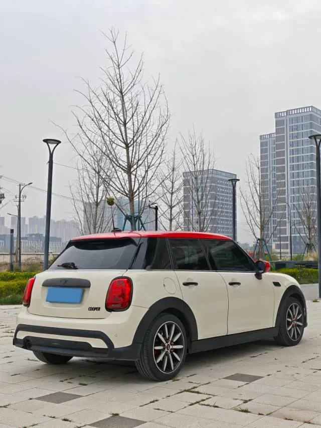 2022 MINI MINI 1.5T 136HP L3 7DCT,autocango,china used car exporter,china ev exporter,chinese used car exporter,chinese used ev exporter