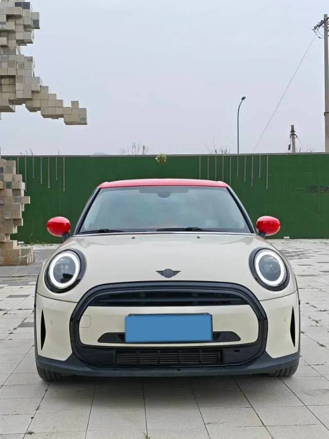 2022 MINI MINI 1.5T 136HP L3 7DCT,autocango,china used car exporter,china ev exporter,chinese used car exporter,chinese used ev exporter