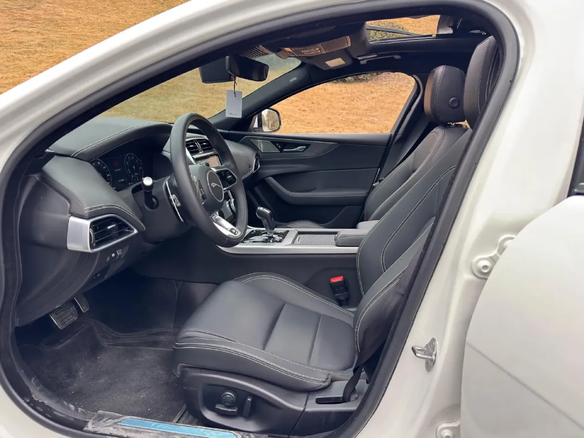 2024 Jaguar XEL 2.0T 250HP L4 8AT,autocango,china used car exporter,china ev exporter,chinese used car exporter,chinese used ev exporter