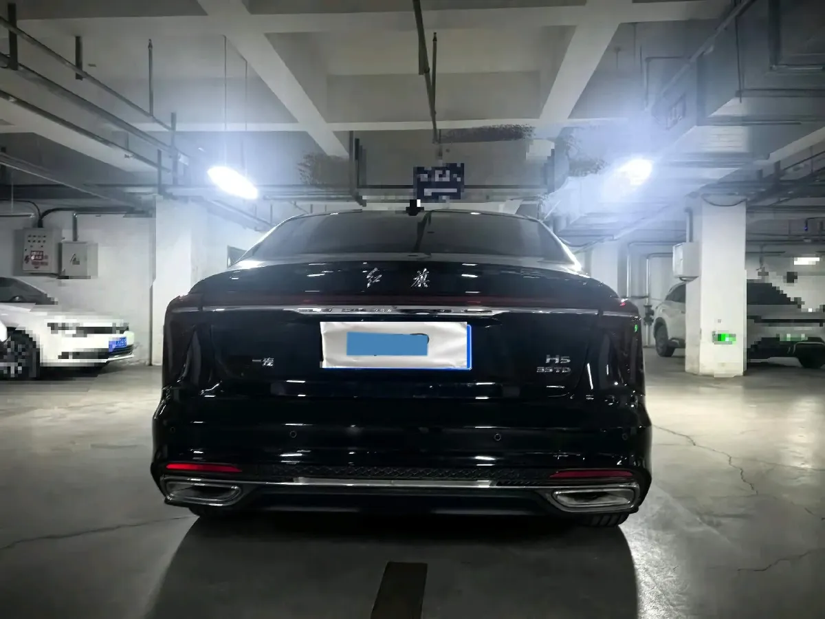 2024 HongQi H5 1.5T 169HP L4 7DCT,autocango,china used car exporter,china ev exporter,chinese used car exporter,chinese used ev exporter