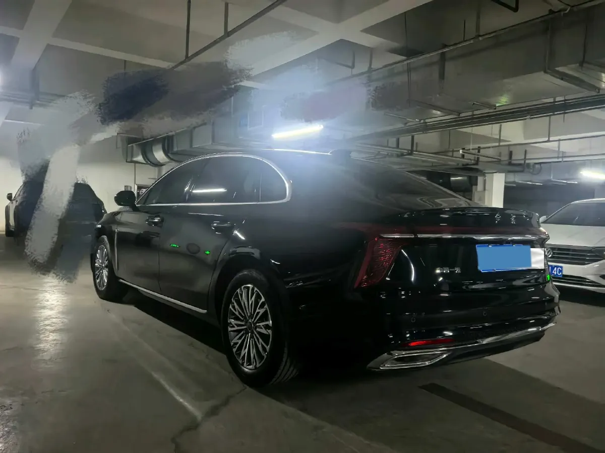 2024 HongQi H5 1.5T 169HP L4 7DCT,autocango,china used car exporter,china ev exporter,chinese used car exporter,chinese used ev exporter