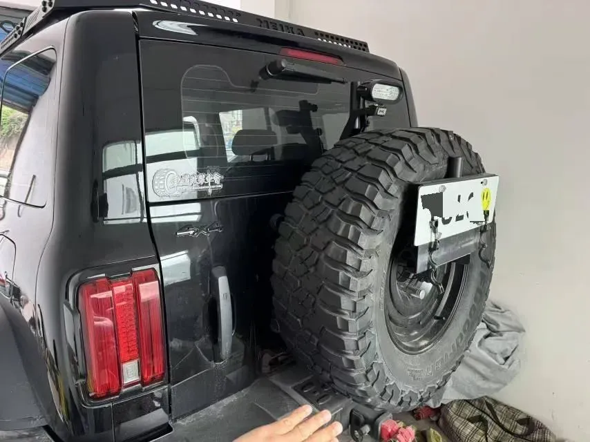 2024 Tank 300 2.0T 227HP L4 8AT,autocango,china used car exporter,china ev exporter,chinese used car exporter,chinese used ev exporter