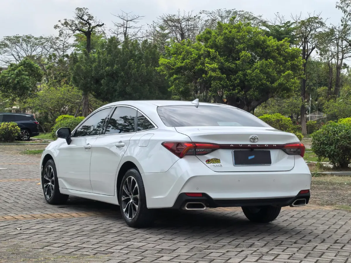 2024 Toyota Avalon 2.0L 173HP L4 CVT,autocango,china used car exporter,china ev exporter,chinese used car exporter,chinese used ev exporter