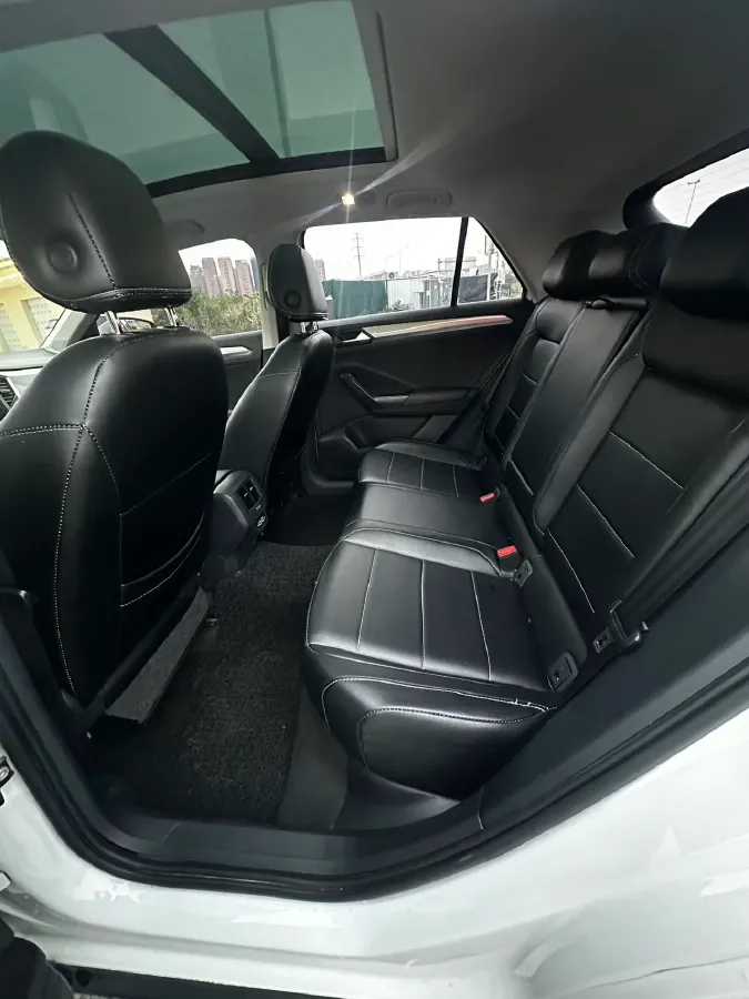 2018 Borgward BX5 1.8T 190HP L4 6AT,autocango,china used car exporter,china ev exporter,chinese used car exporter,chinese used ev exporter