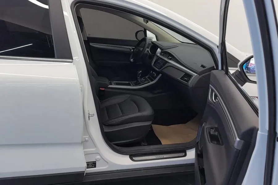 2019 Geely Emgrand GS 1.4T 141HP L4 6MT,autocango,china used car exporter,china ev exporter,chinese used car exporter,chinese used ev exporter