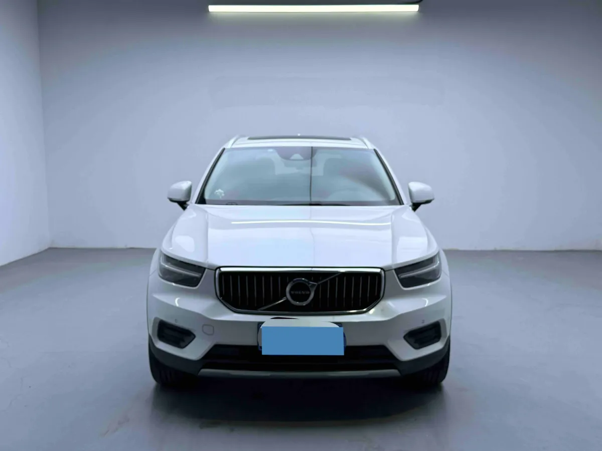 2020 Volvo XC40 1.5T 163HP L3 8AT,autocango,china used car exporter,china ev exporter,chinese used car exporter,chinese used ev exporter