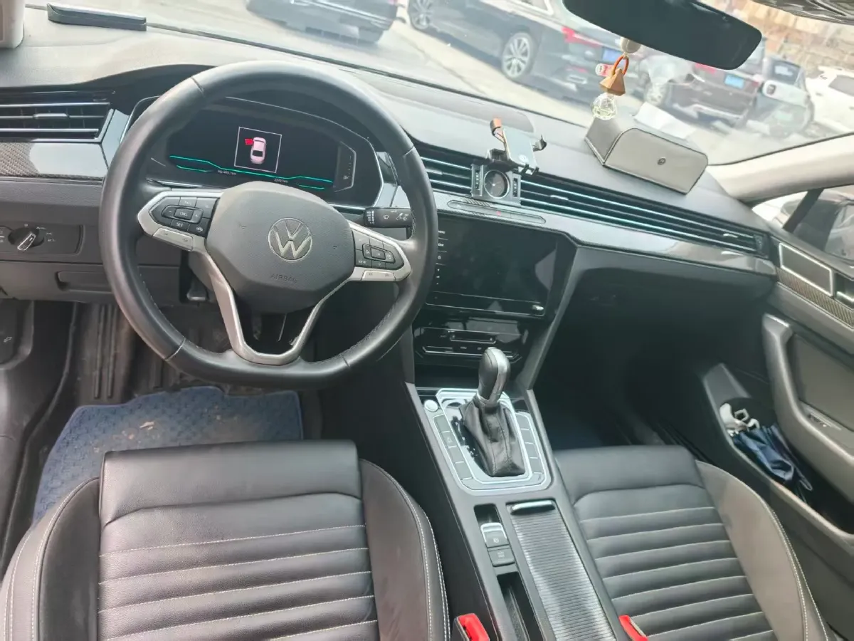 2020 Volkswagen Magotan 2.0T 186HP L4 7DCT,autocango,china used car exporter,china ev exporter,chinese used car exporter,chinese used ev exporter