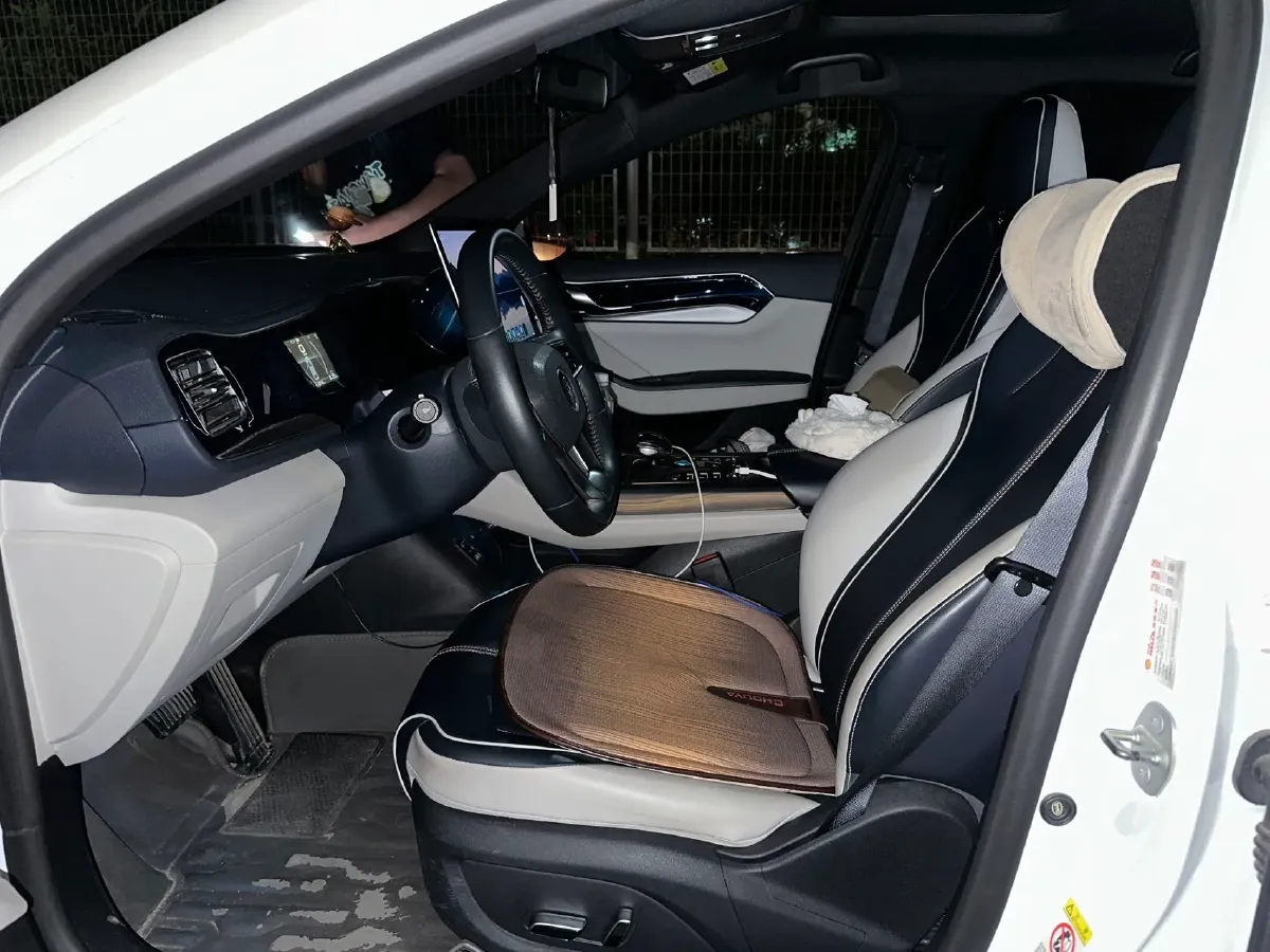 2021 Haval F7 1.5T 169HP L4 7DCT,autocango,china used car exporter,china ev exporter,chinese used car exporter,chinese used ev exporter