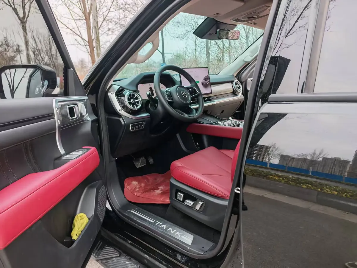 2026 Tank 400 2.0T 252HP L4 3DHT PHEV,autocango,china used car exporter,china ev exporter,chinese used car exporter,chinese used ev exporter