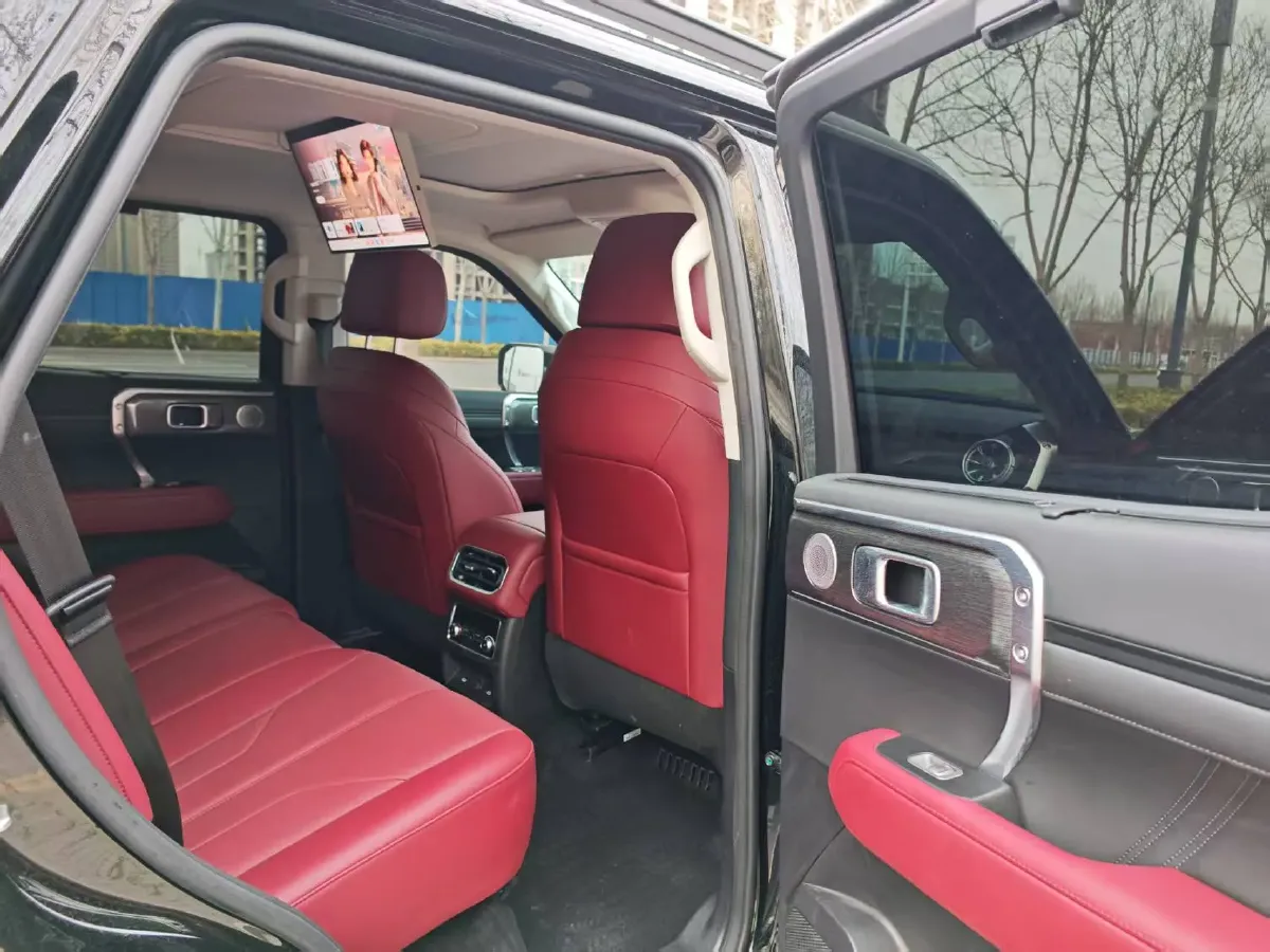 2026 Tank 400 2.0T 252HP L4 3DHT PHEV,autocango,china used car exporter,china ev exporter,chinese used car exporter,chinese used ev exporter