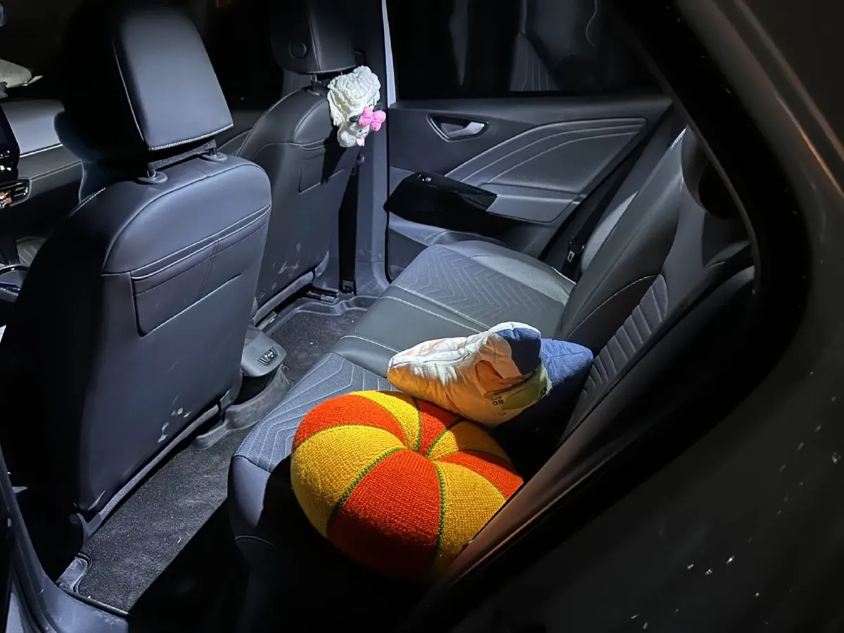 2024 Volkswagen ID.3 BEV 52.8KWH,autocango,china used car exporter,china ev exporter,chinese used car exporter,chinese used ev exporter