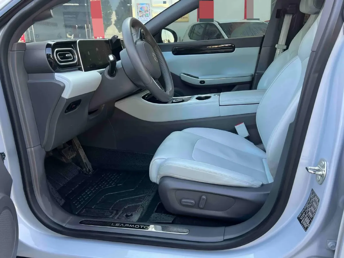 2023 Leapmotor C01 BEV 62.8KWH,autocango,china used car exporter,china ev exporter,chinese used car exporter,chinese used ev exporter