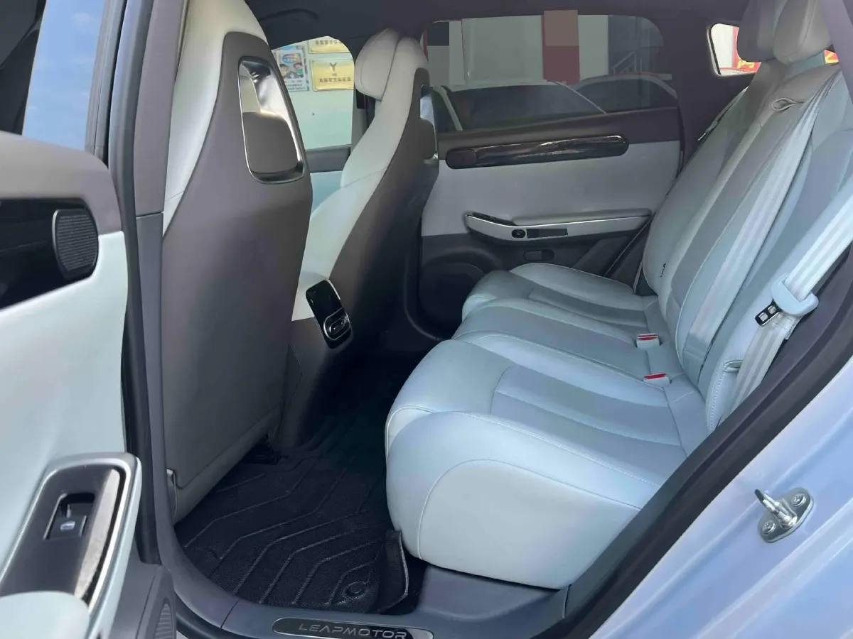 2023 Leapmotor C01 BEV 62.8KWH,autocango,china used car exporter,china ev exporter,chinese used car exporter,chinese used ev exporter