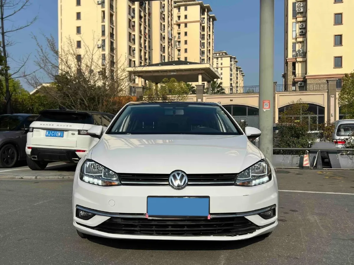 2019 Volkswagen Golf 1.6L 110HP L4 6AT,autocango,china used car exporter,china ev exporter,chinese used car exporter,chinese used ev exporter