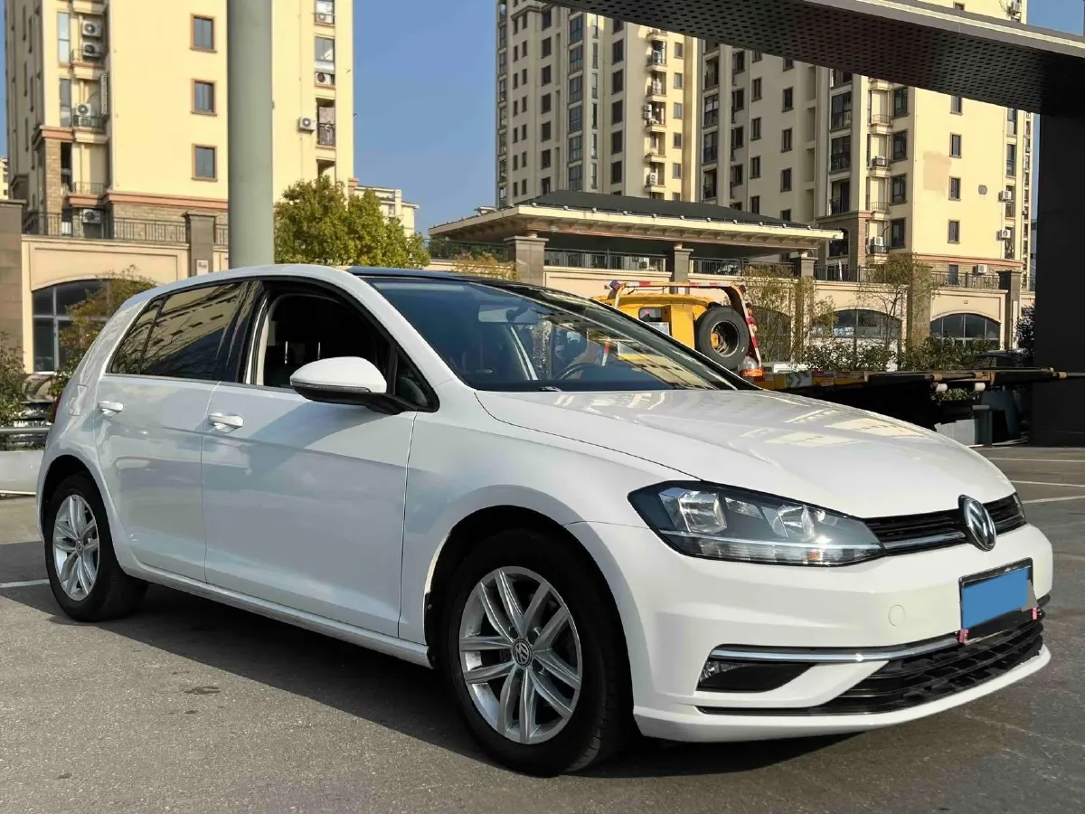 2019 Volkswagen Golf 1.6L 110HP L4 6AT,autocango,china used car exporter,china ev exporter,chinese used car exporter,chinese used ev exporter