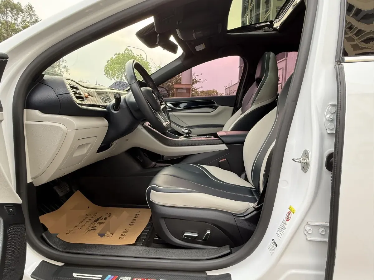 2021 MAXUS G50 1.5T 169HP L4 7DCT,autocango,china used car exporter,china ev exporter,chinese used car exporter,chinese used ev exporter