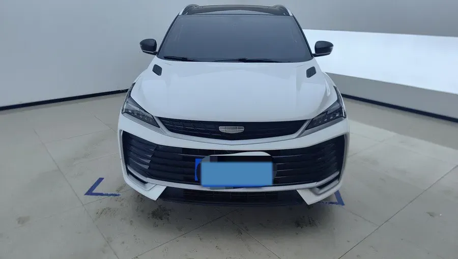 2025 Geely Coolray 1.5T 181HP L4 7DCT,autocango,china used car exporter,china ev exporter,chinese used car exporter,chinese used ev exporter