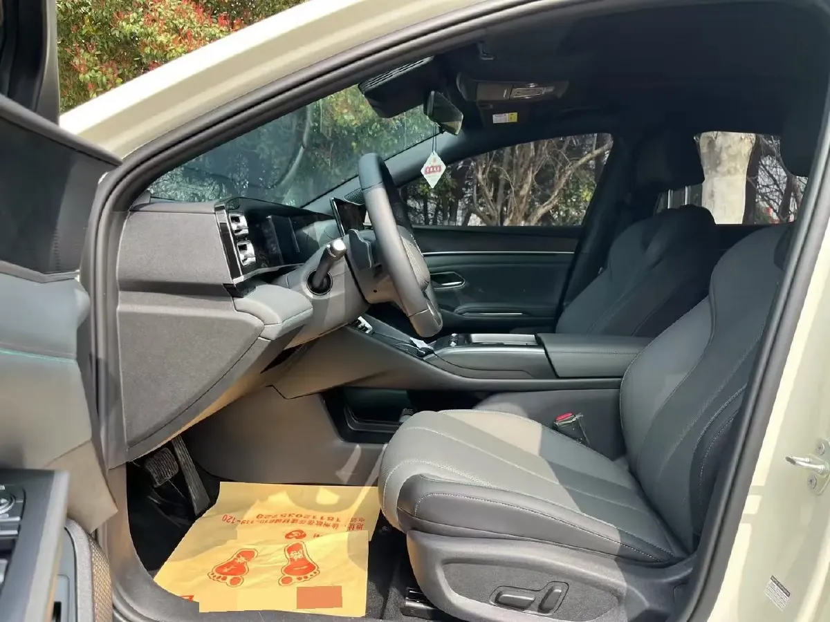 2026 BYD QinL 1.5L 101HP L4 E-CVT PHEV,autocango,china used car exporter,china ev exporter,chinese used car exporter,chinese used ev exporter