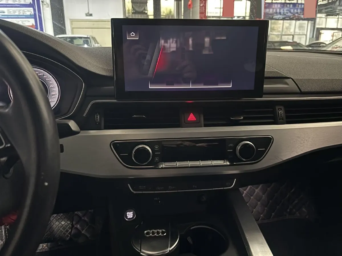 2020 Audi A4L 2.0T 190HP L4 7DCT,autocango,china used car exporter,china ev exporter,chinese used car exporter,chinese used ev exporter