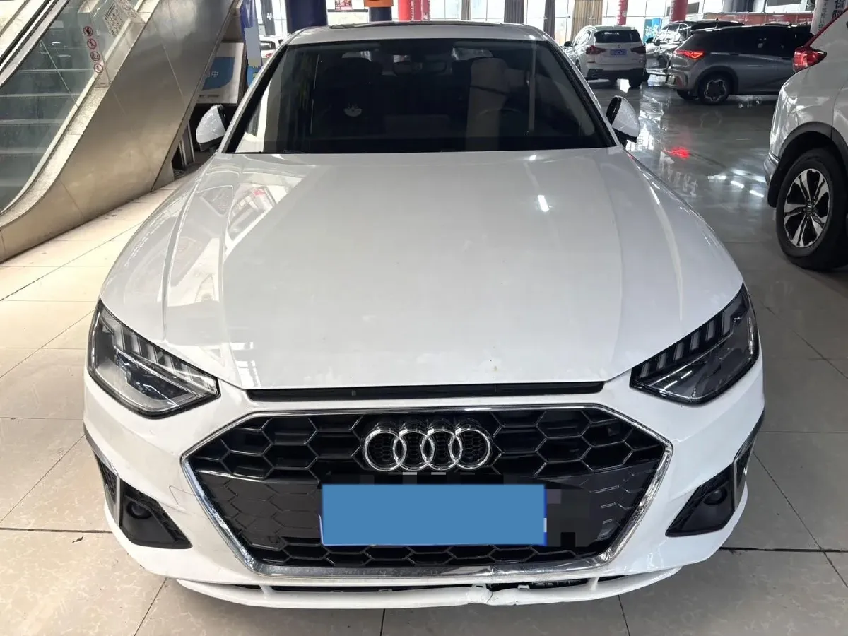 2020 Audi A4L 2.0T 190HP L4 7DCT,autocango,china used car exporter,china ev exporter,chinese used car exporter,chinese used ev exporter