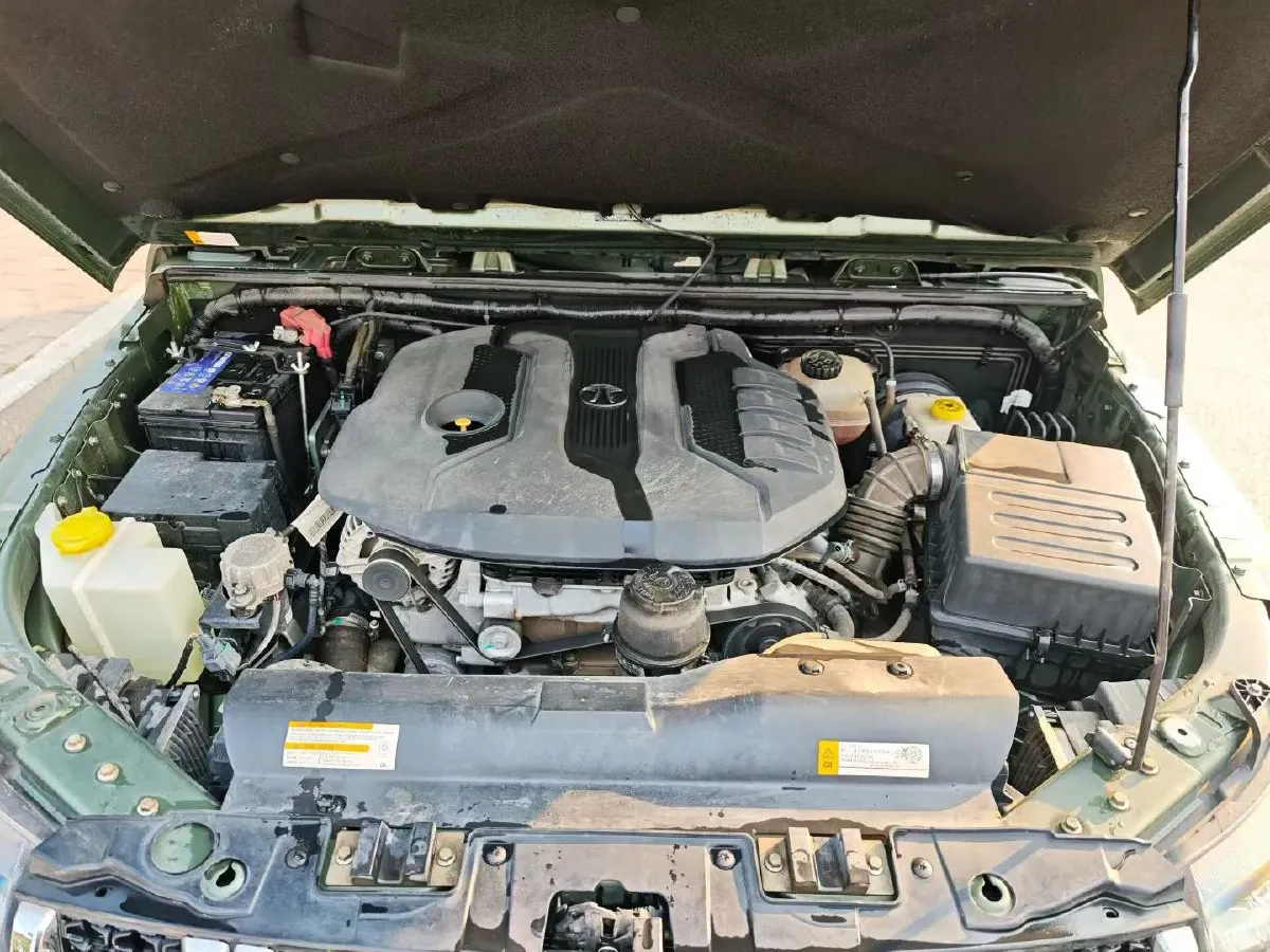 2018 Beijing BJ40 2.3T 250HP L4 6AT,autocango,china used car exporter,china ev exporter,chinese used car exporter,chinese used ev exporter