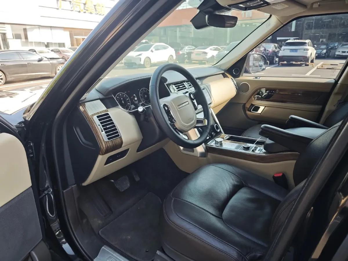 2018 Land Rover Range Rover 3.0T 381HP V6 8AT,autocango,china used car exporter,china ev exporter,chinese used car exporter,chinese used ev exporter