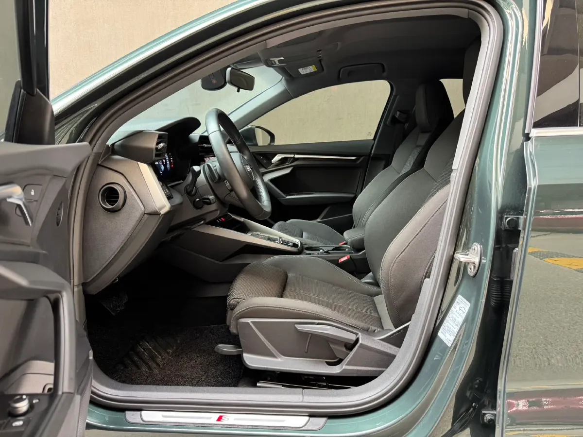 2022 Audi A3 1.4T 150HP L4 7DCT,autocango,china used car exporter,china ev exporter,chinese used car exporter,chinese used ev exporter