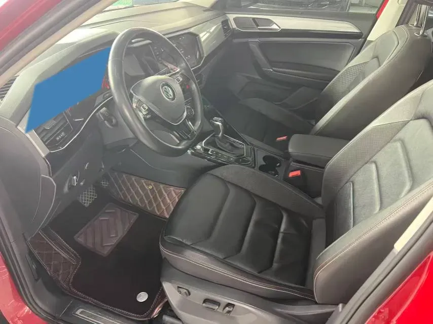 2019 Jeep Cherokee 2.0T 234HP L4 9AT,autocango,china used car exporter,china ev exporter,chinese used car exporter,chinese used ev exporter