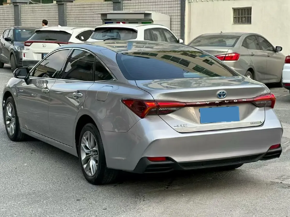 2023 Toyota Avalon 2.5L 178HP L4 E-CVT Hybrid,autocango,china used car exporter,china ev exporter,chinese used car exporter,chinese used ev exporter
