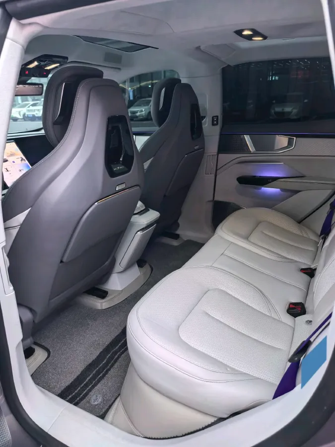 2023 HiPhi Y BEV 76.6KWH,autocango,china used car exporter,china ev exporter,chinese used car exporter,chinese used ev exporter