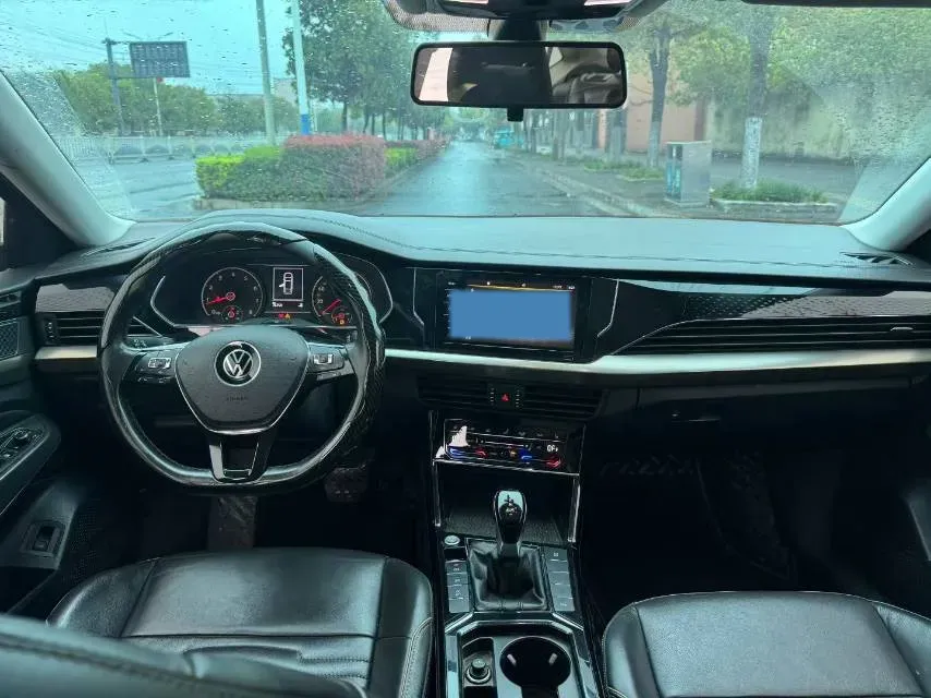 2021 Volkswagen Passat 2.0T 186HP L4 7DCT,autocango,china used car exporter,china ev exporter,chinese used car exporter,chinese used ev exporter