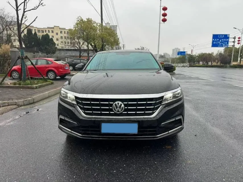 2021 Volkswagen Passat 2.0T 186HP L4 7DCT,autocango,china used car exporter,china ev exporter,chinese used car exporter,chinese used ev exporter