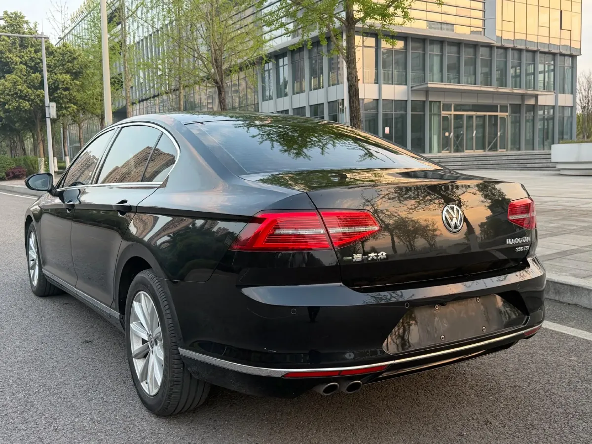 2018 Volkswagen Magotan 1.8T 180HP L4 7DCT,autocango,china used car exporter,china ev exporter,chinese used car exporter,chinese used ev exporter